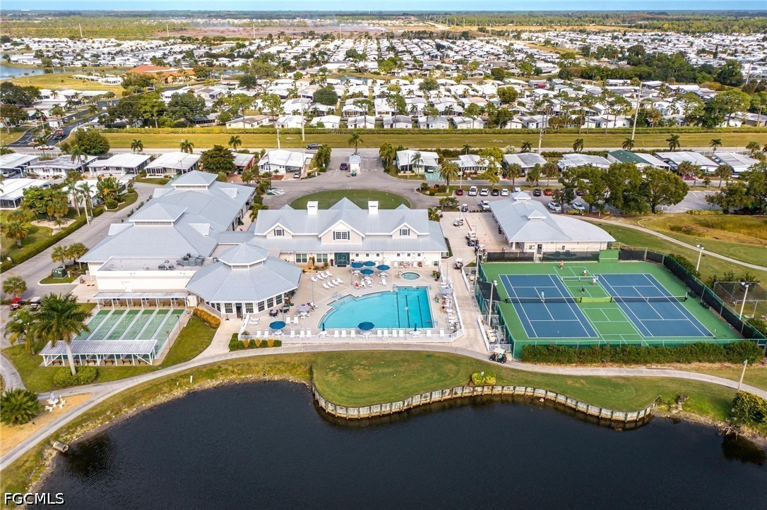2 Bed ManufacturedHome for Sale in North Fort Myers, FL — photo 30