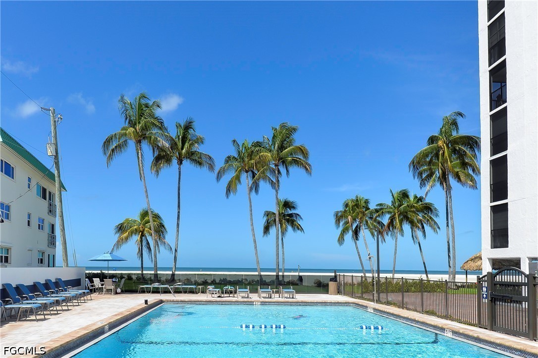 2 Bed Pool Home for Sale in Sunset Condo, photo 30