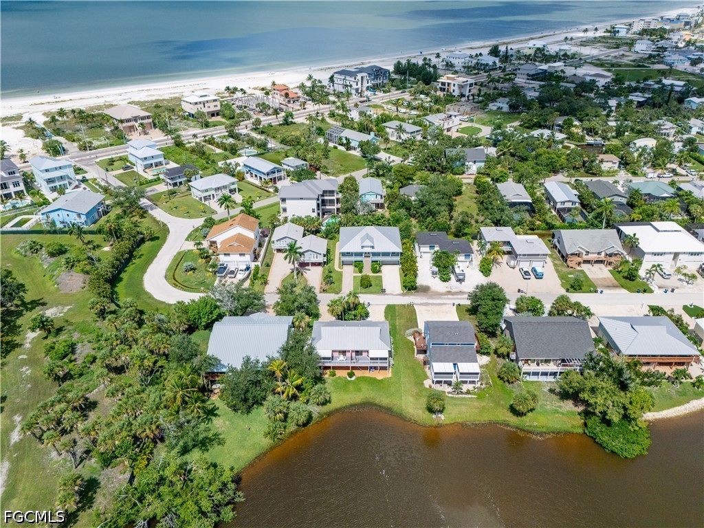 4 Bed Waterfront Home for Sale in Flamingo Lakes, photo 30