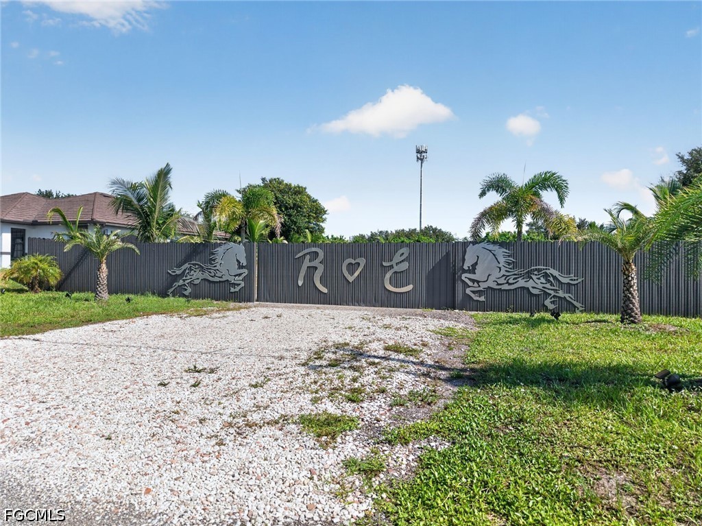 3 Bed SingleFamilyResidence for Sale in Lehigh Acres, photo 30