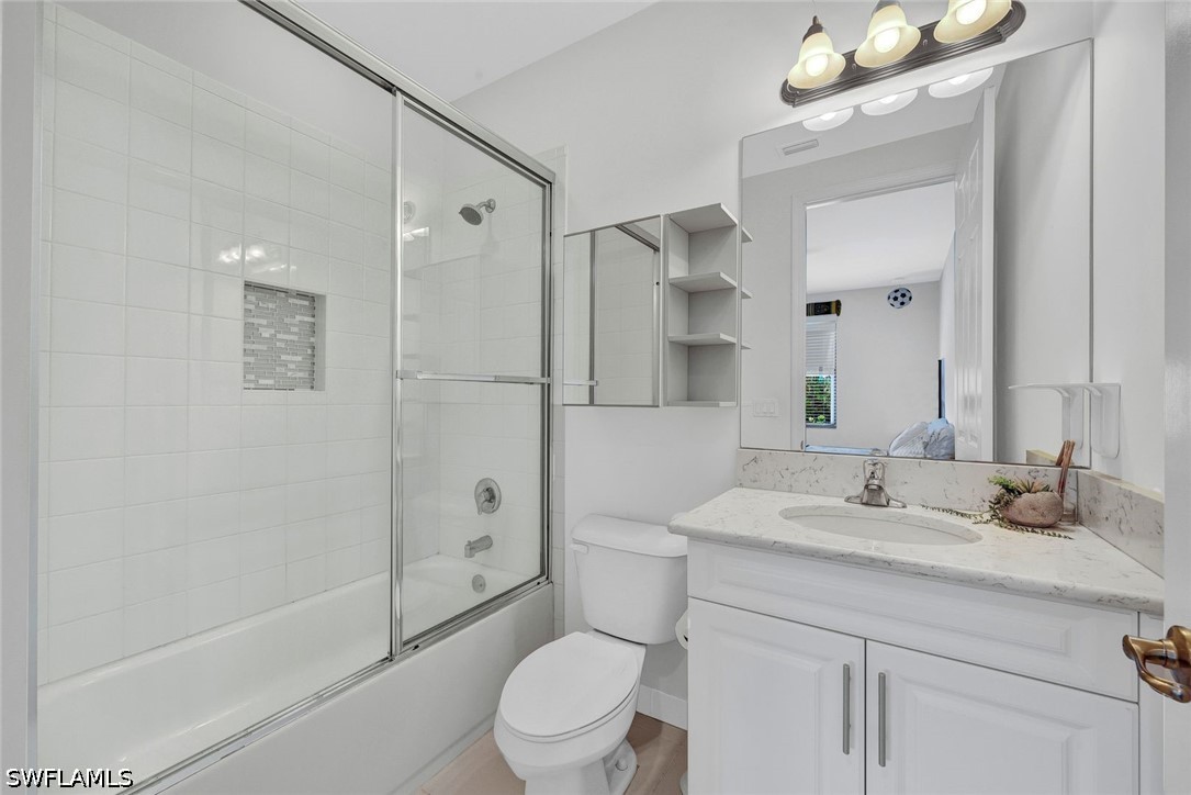 5 Bed Pool Home for Sale in Marbella Isles, photo 30