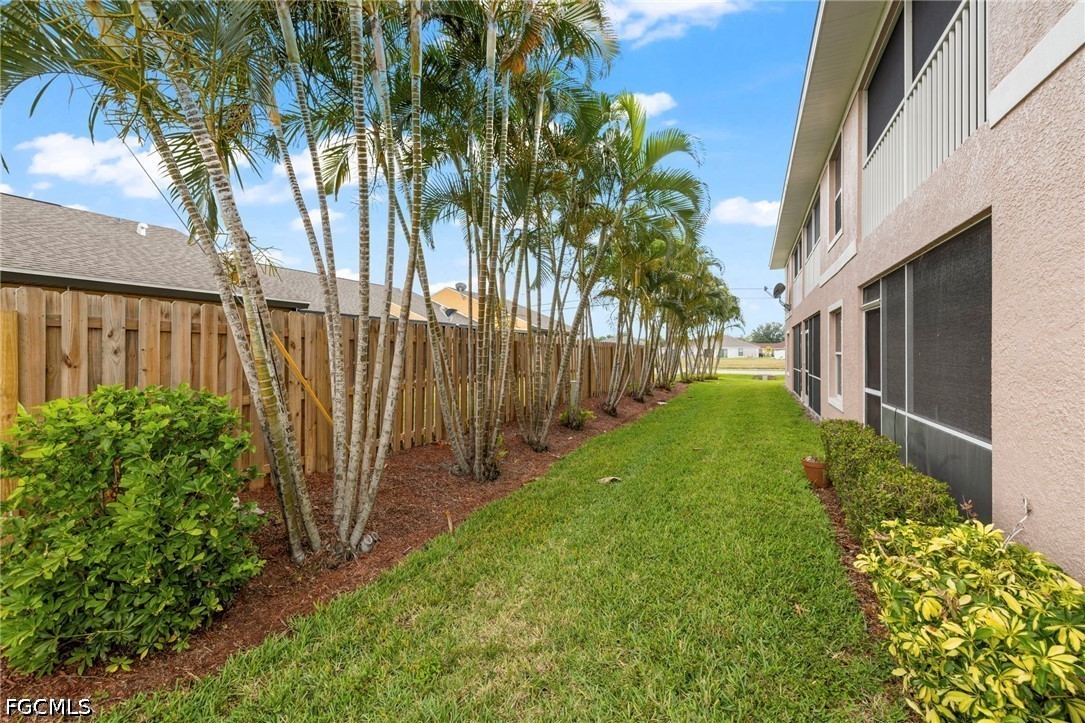 2 Bed Condominium for Sale in Cape Coral, photo 30
