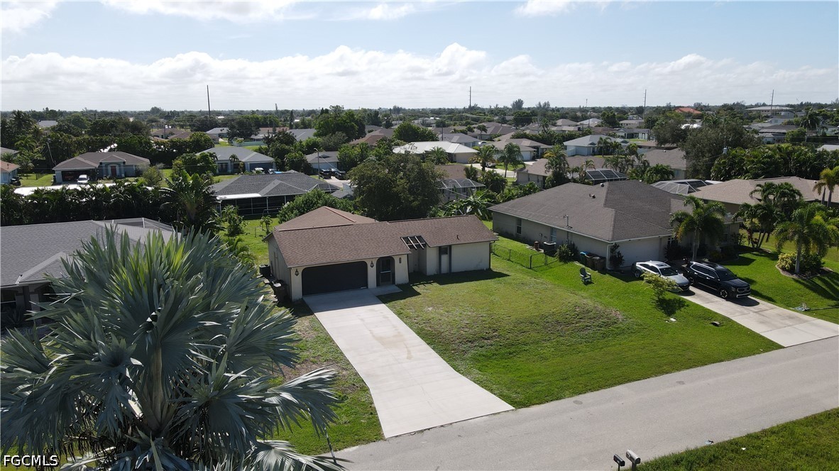 2 Bed SingleFamilyResidence for Sale in Cape Coral, photo 30