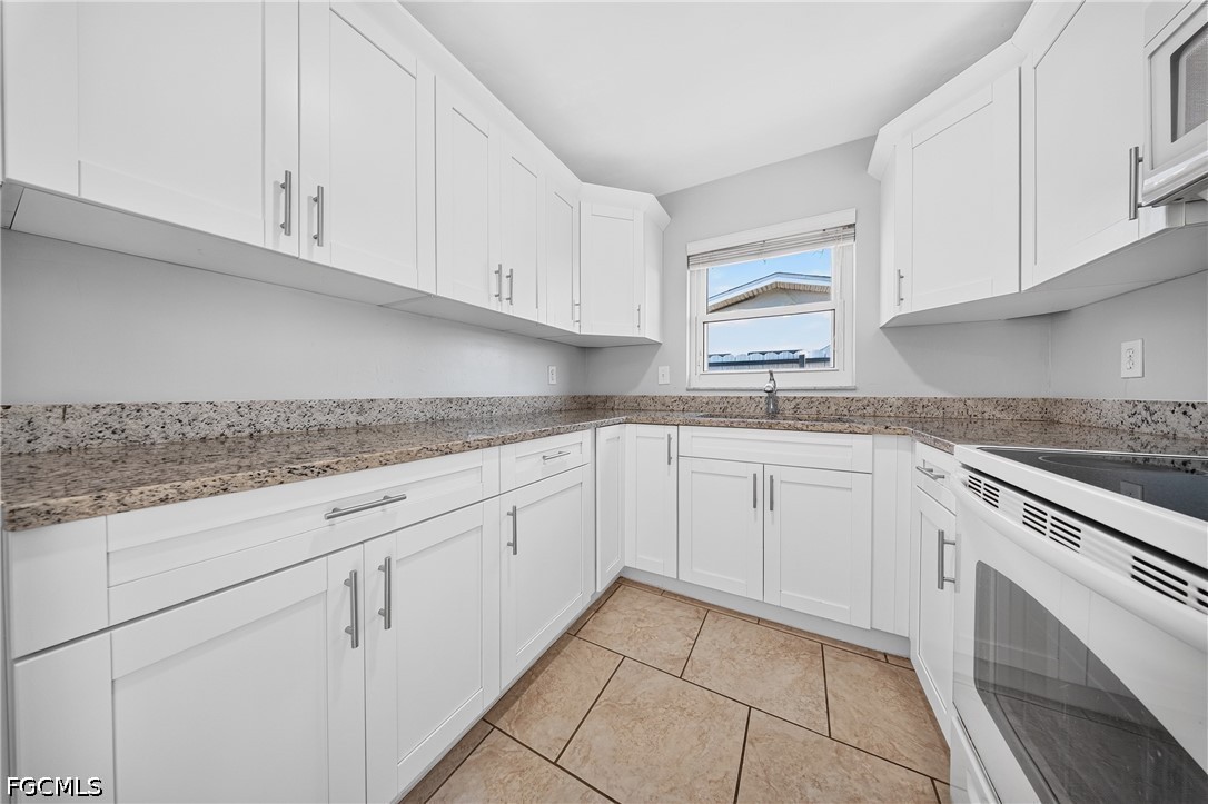 3 Bed Duplex for Sale in Cape Coral, photo 30