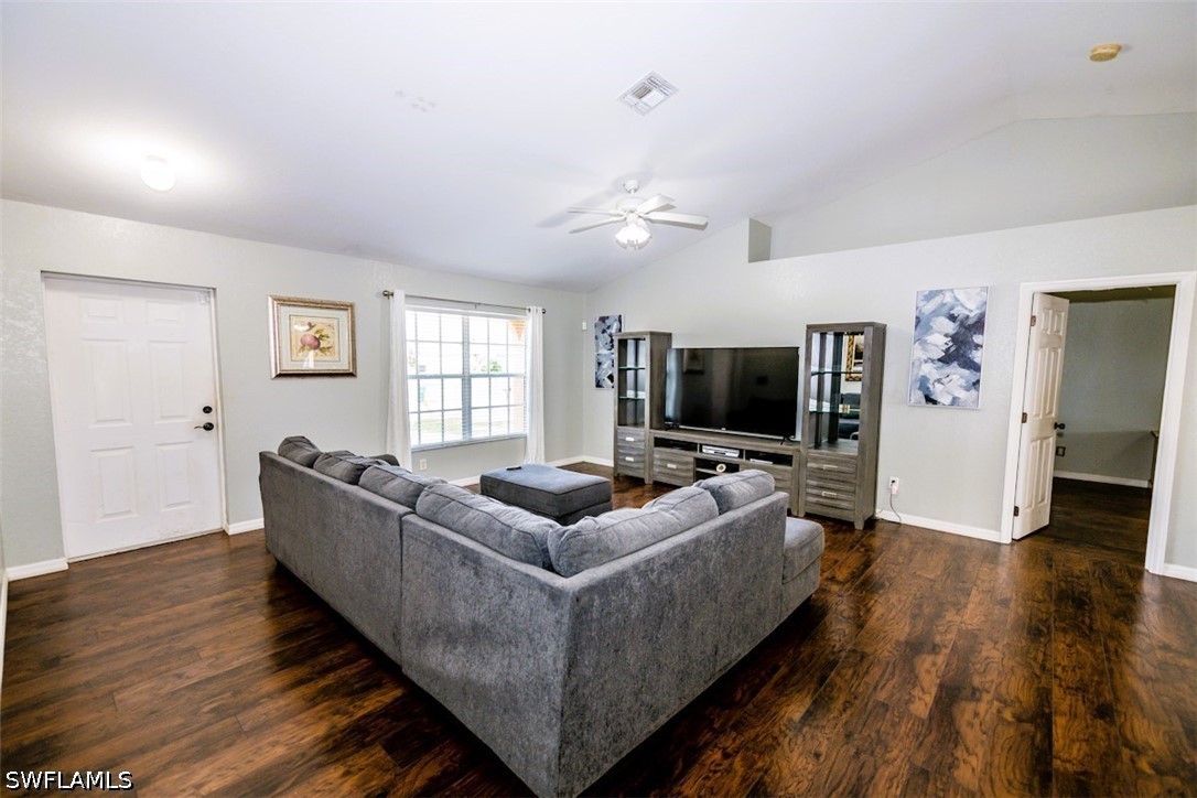 4 Bed SingleFamilyResidence for Sale in Cape Coral, photo 30