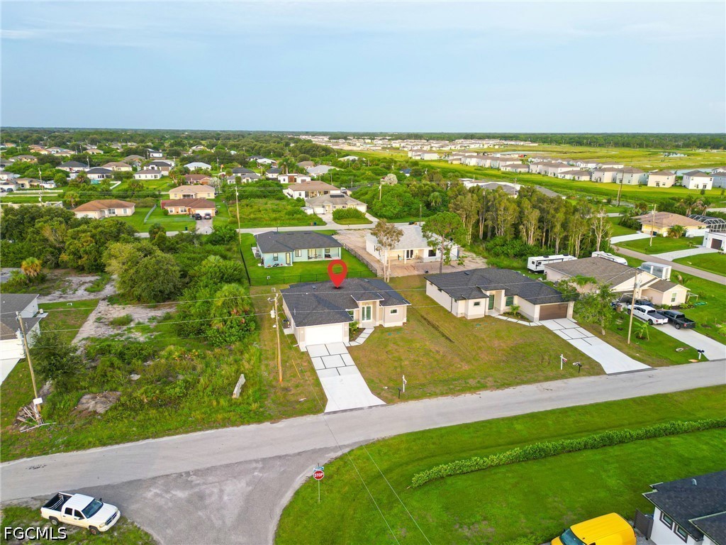 3 Bed SingleFamilyResidence for Sale in Lehigh Acres, photo 30