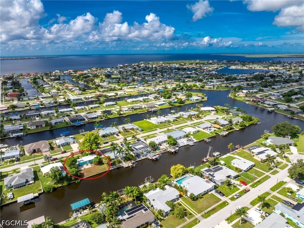 2 Bed Waterfront Home for Sale in Port Charlotte, photo 30