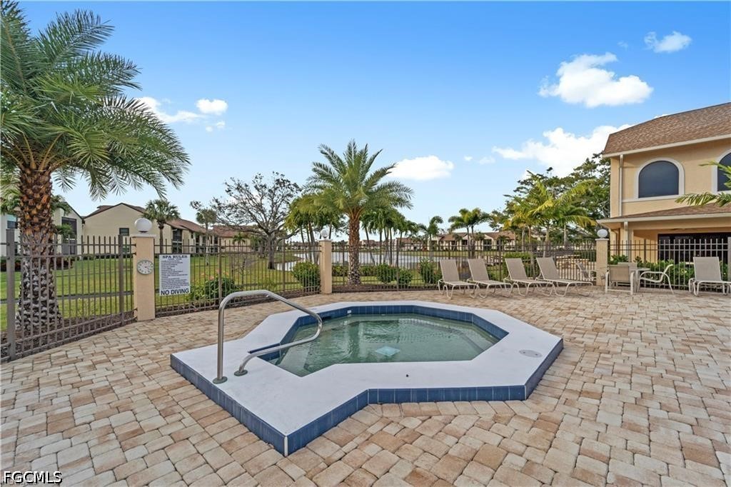 2 Bed Waterfront Home for Sale in Fort Myers, photo 30