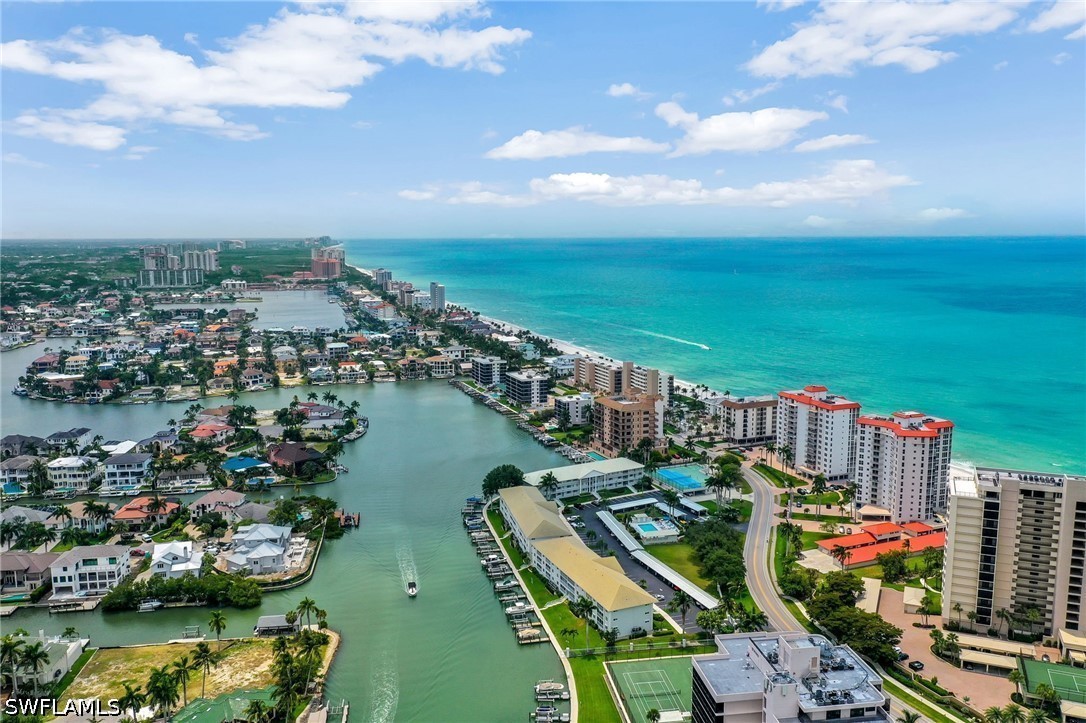 3 Bed Waterfront Home for Sale in Naples, photo 30