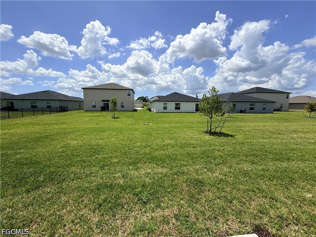 3 Bed SingleFamilyResidence for Sale in Crane Landing, photo 30