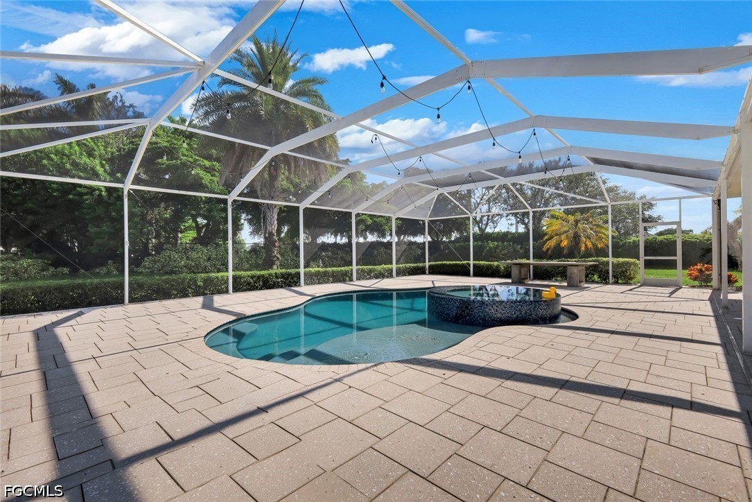 4 Bed Pool Home for Sale in Ashbury, photo 30