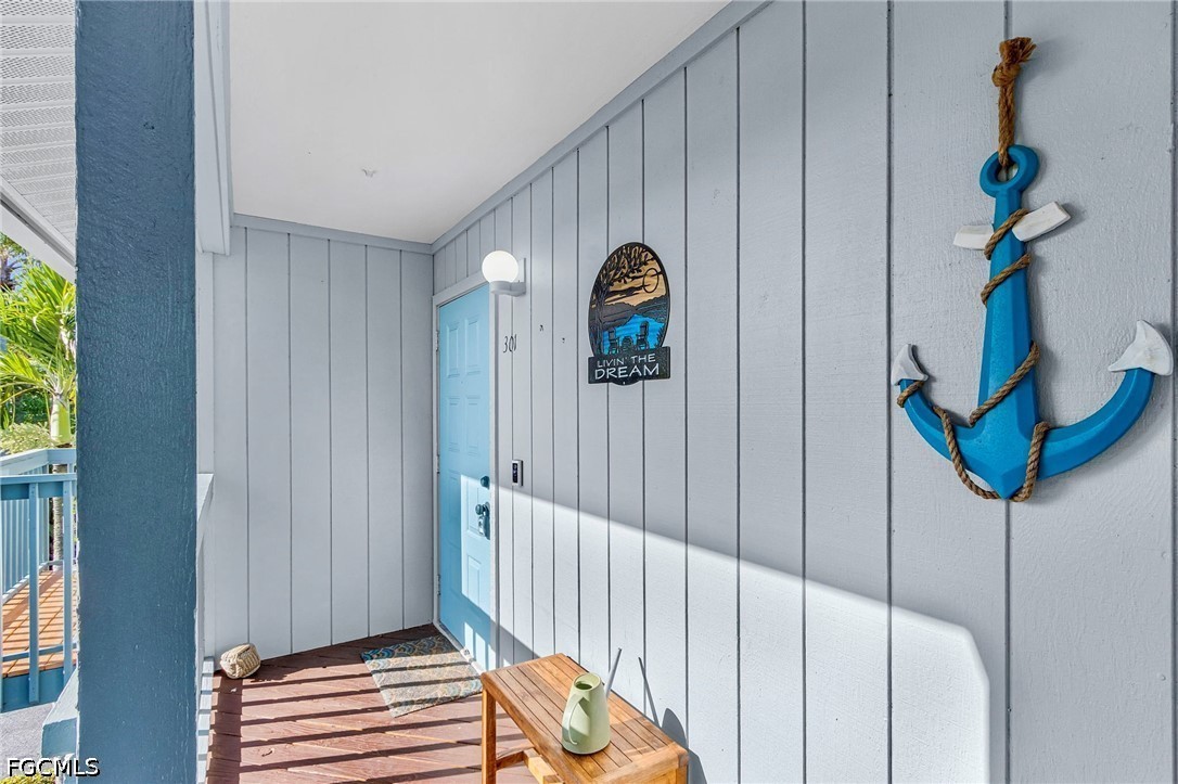 2 Bed Waterfront Home for Sale in Bokeelia, photo 30