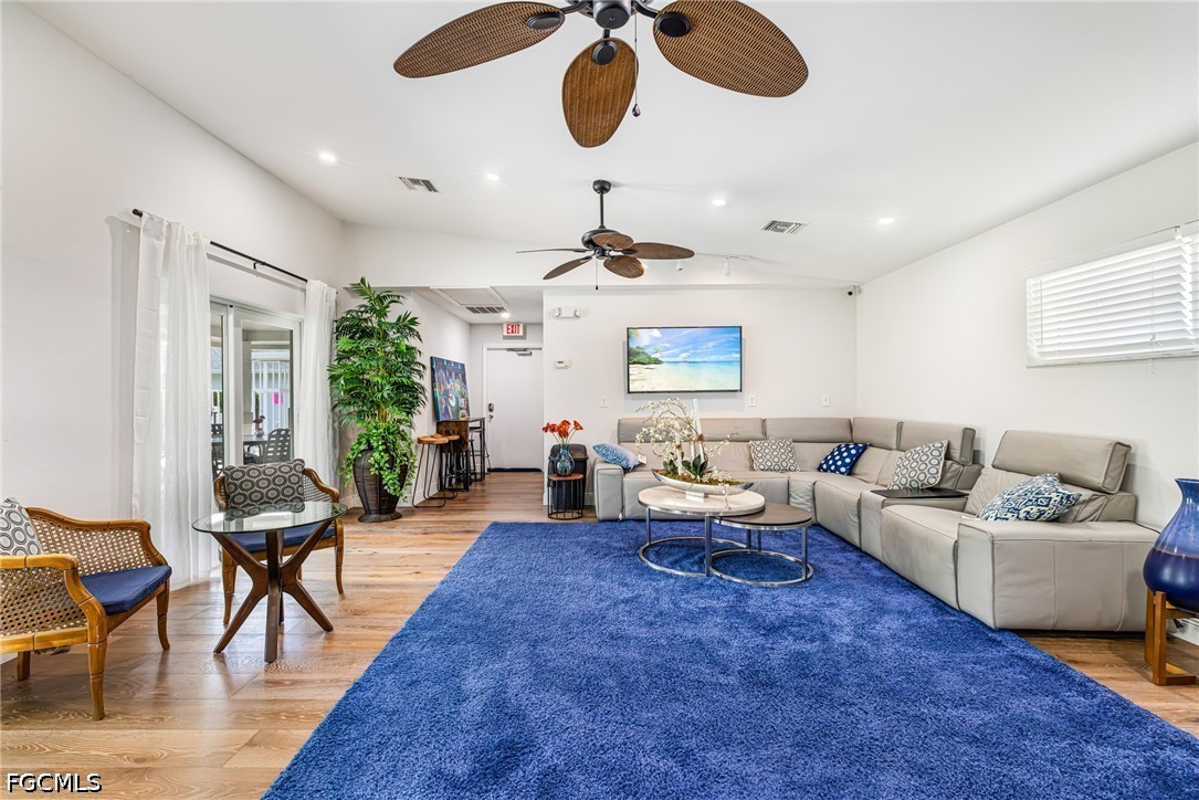 2 Bed Attached for Sale in Enclave, photo 30