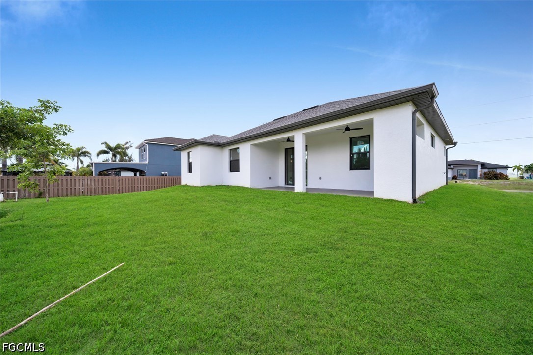 3 Bed SingleFamilyResidence for Sale in Cape Coral, photo 30