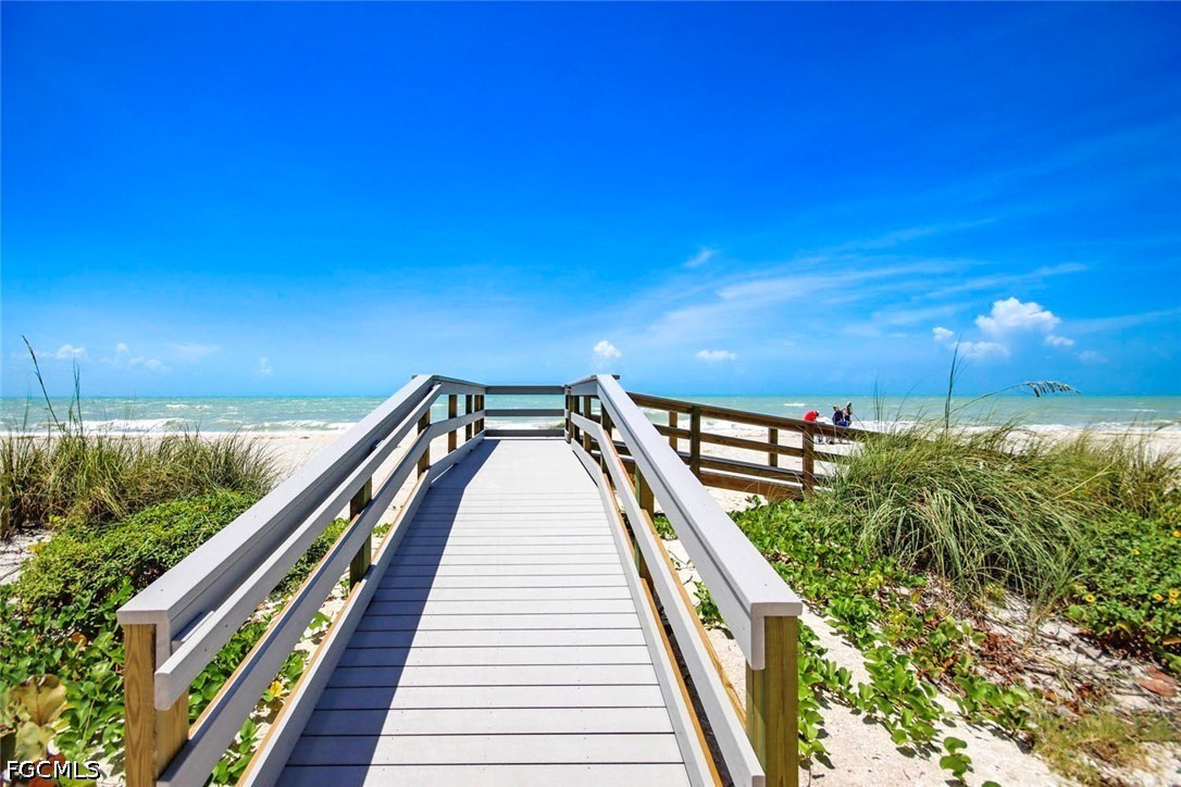 2 Bed Waterfront Home for Sale in Sanibel, photo 30
