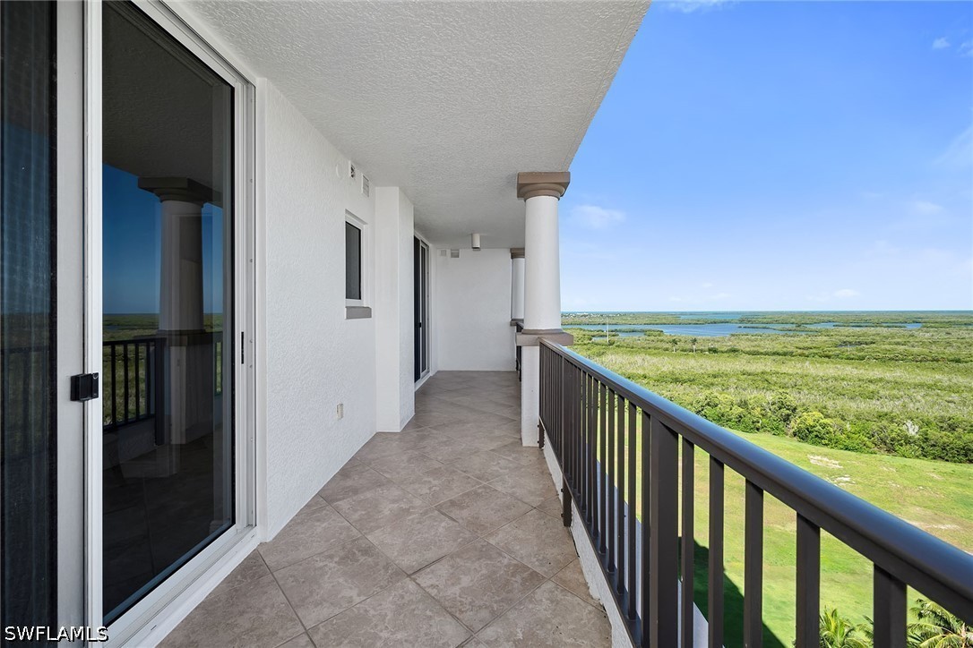 3 Bed Waterfront Home for Sale in Lesina, photo 30