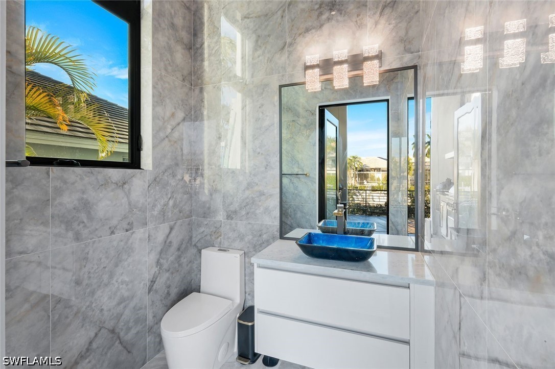5 Bed Pool Home for Sale in Marco Island, photo 30