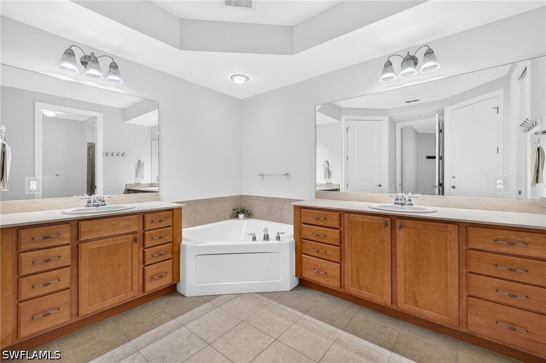 2 Bed Condominium for Sale in Estero, photo 30