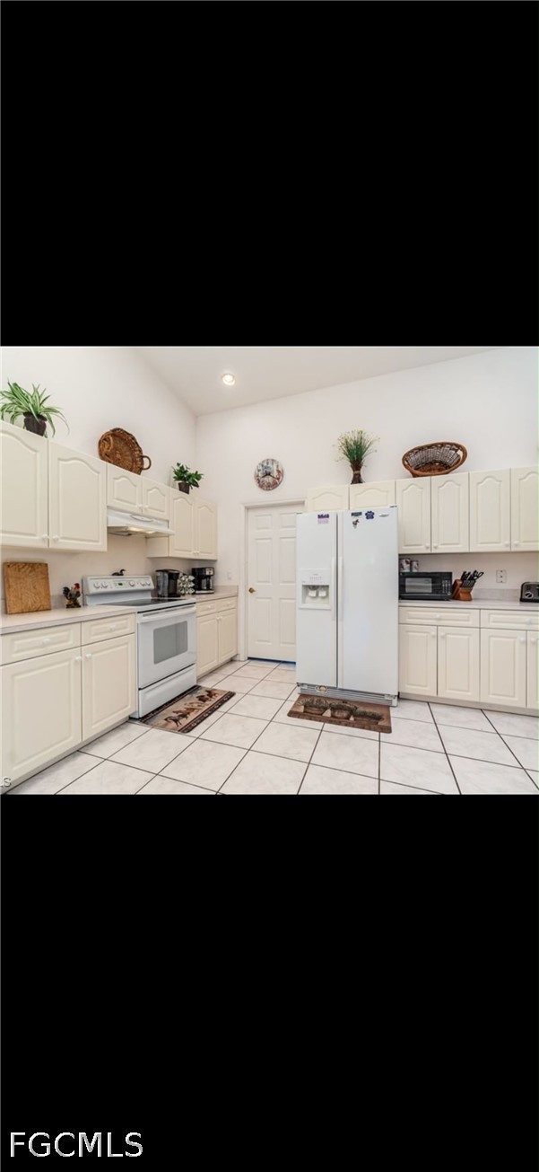 3 Bed SingleFamilyResidence for Sale in Fort Myers, photo 30