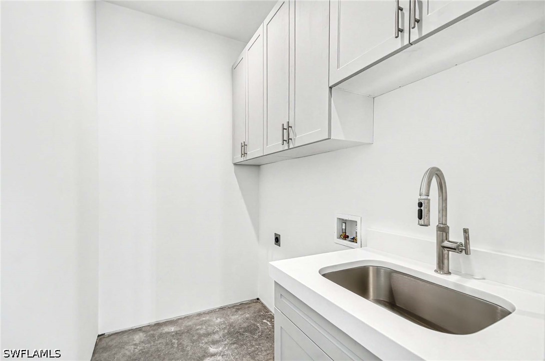 3 Bed Pool Home for Sale in Isles Of Capri, photo 30