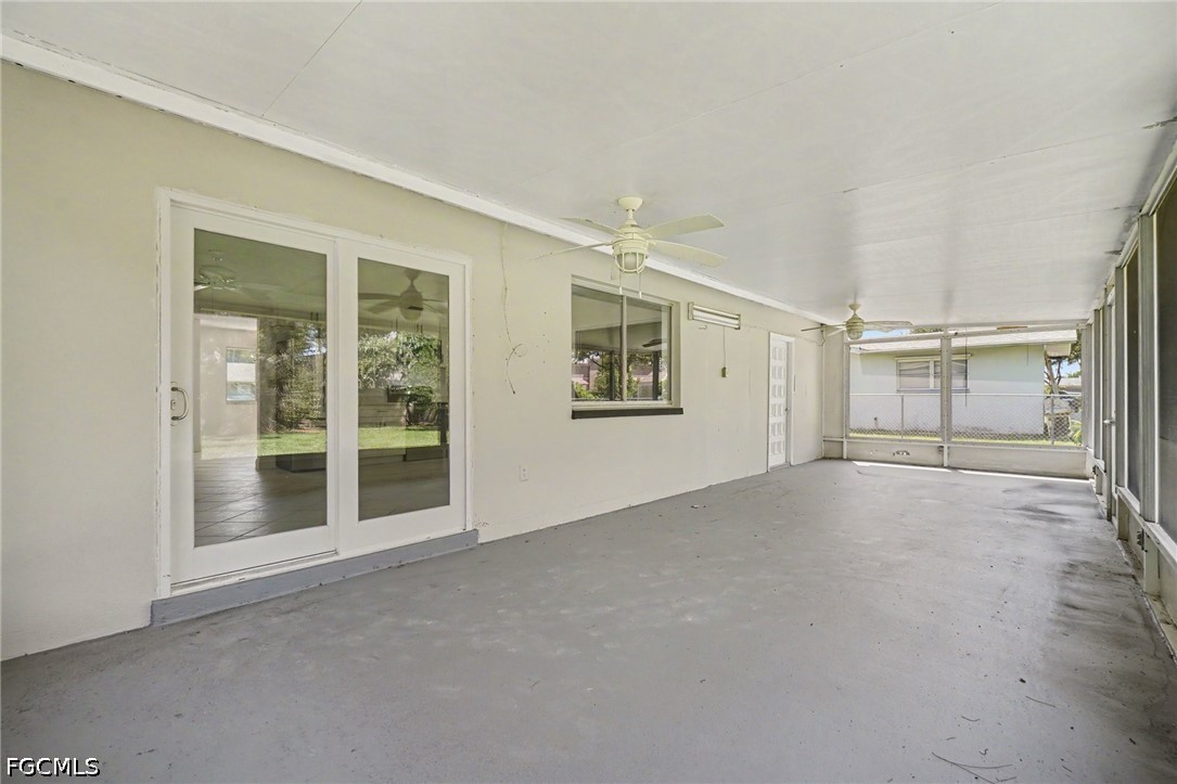 2 Bed SingleFamilyResidence for Sale in Cape Coral, photo 30