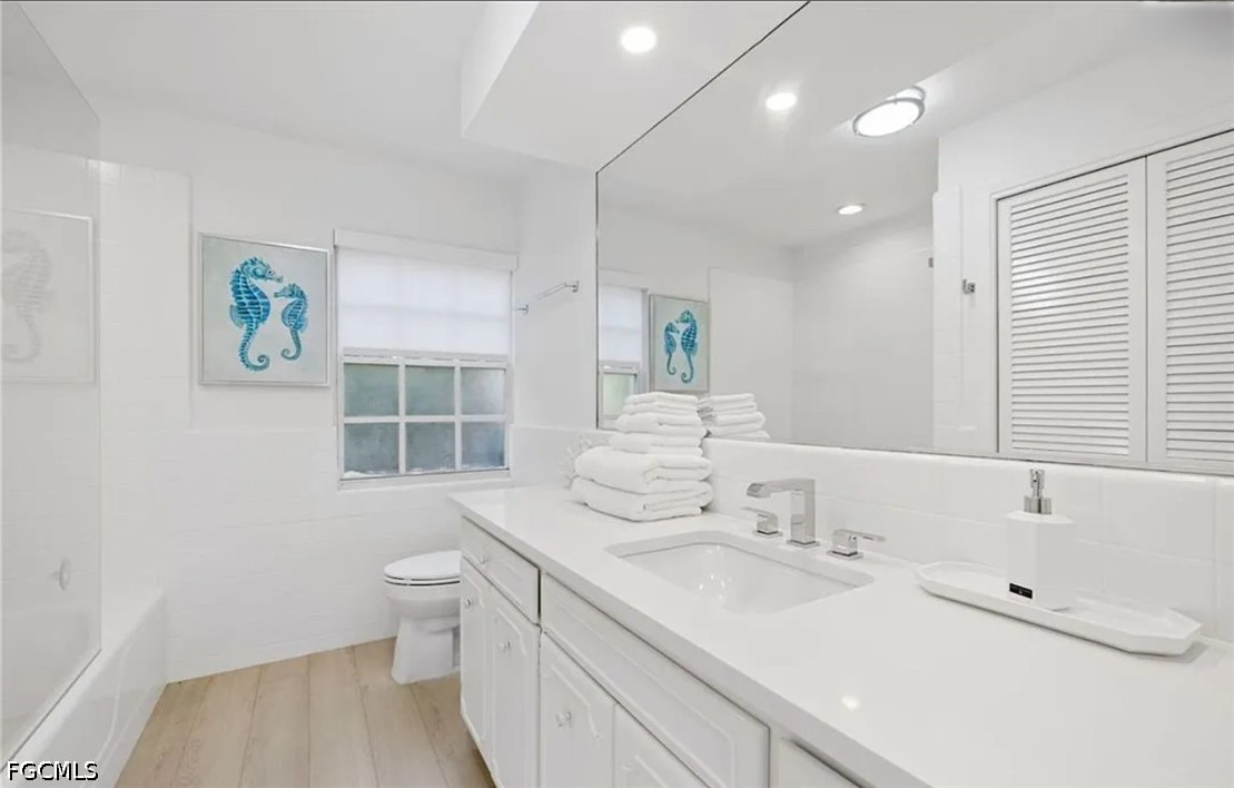3 Bed SingleFamilyResidence for Sale in Naples, photo 30