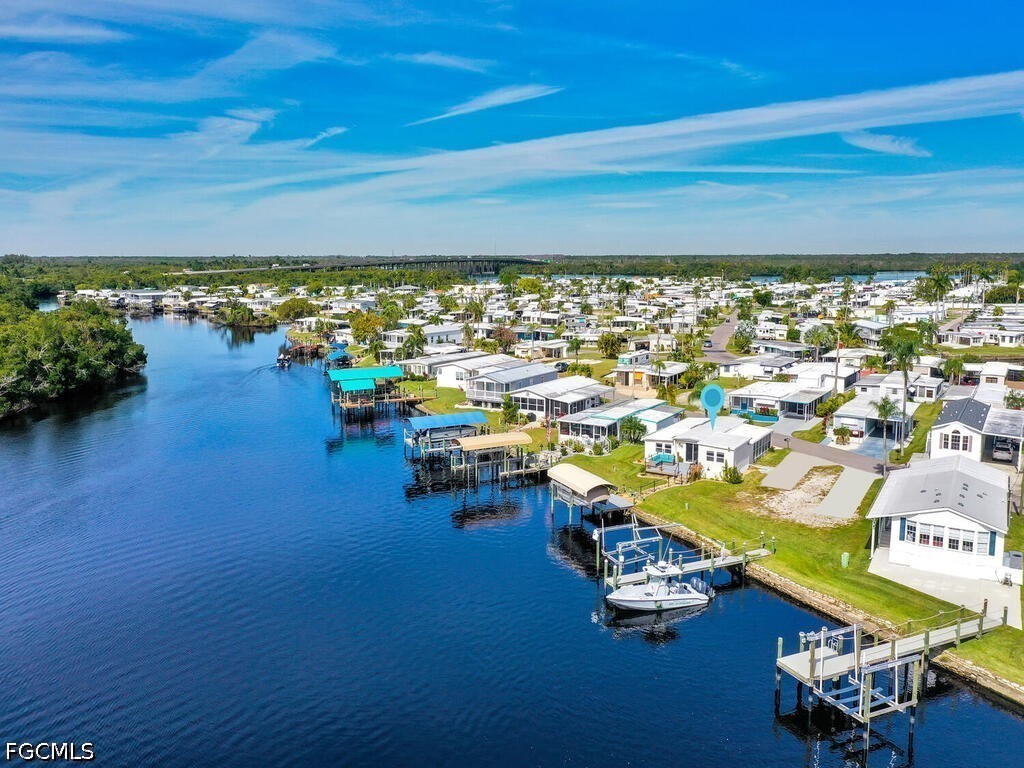 2 Bed Waterfront Home for Sale in Fort Myers, photo 30