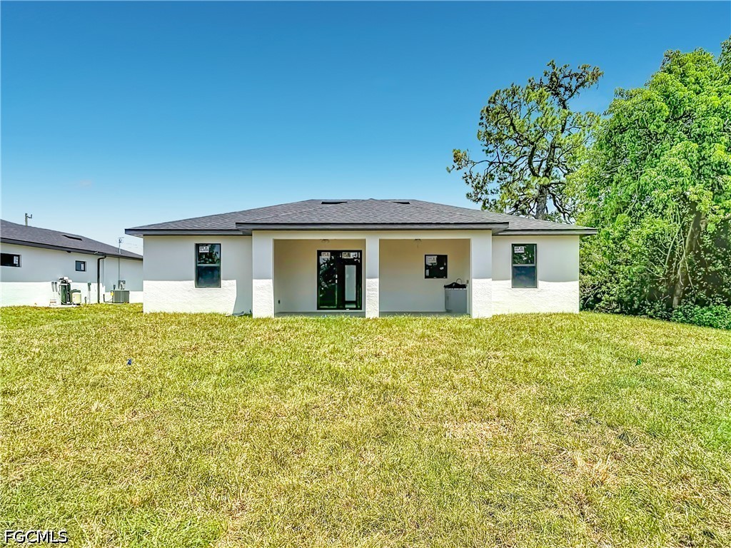 3 Bed Waterfront Home for Sale in Lehigh Acres, photo 30