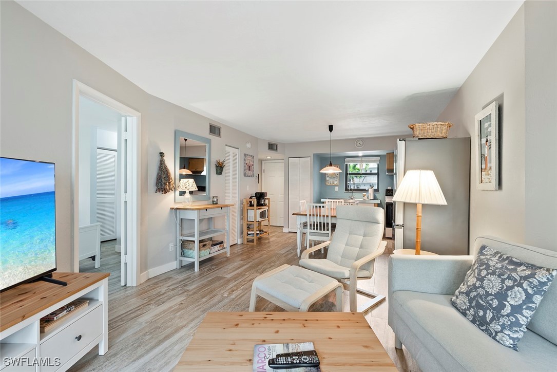 1 Bed Waterfront Home for Sale in Anglers Cove, FL, $419,900 — photo 4