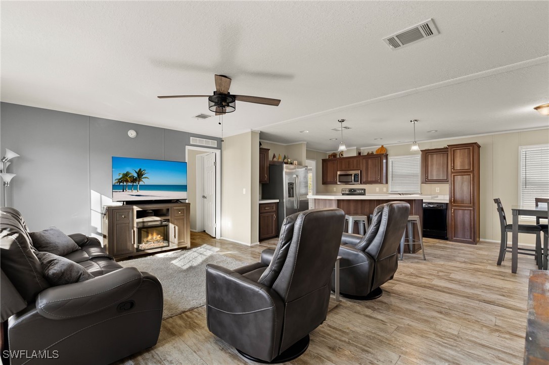 4 Bed ManufacturedHome for Sale in Punta Gorda, photo 4