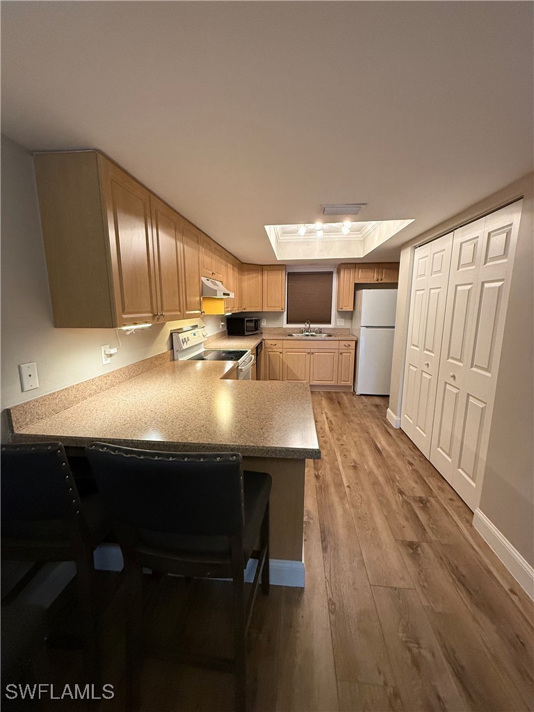 2 Bed Condominium for Sale in Forest Village, FL, $125,000 — photo 4