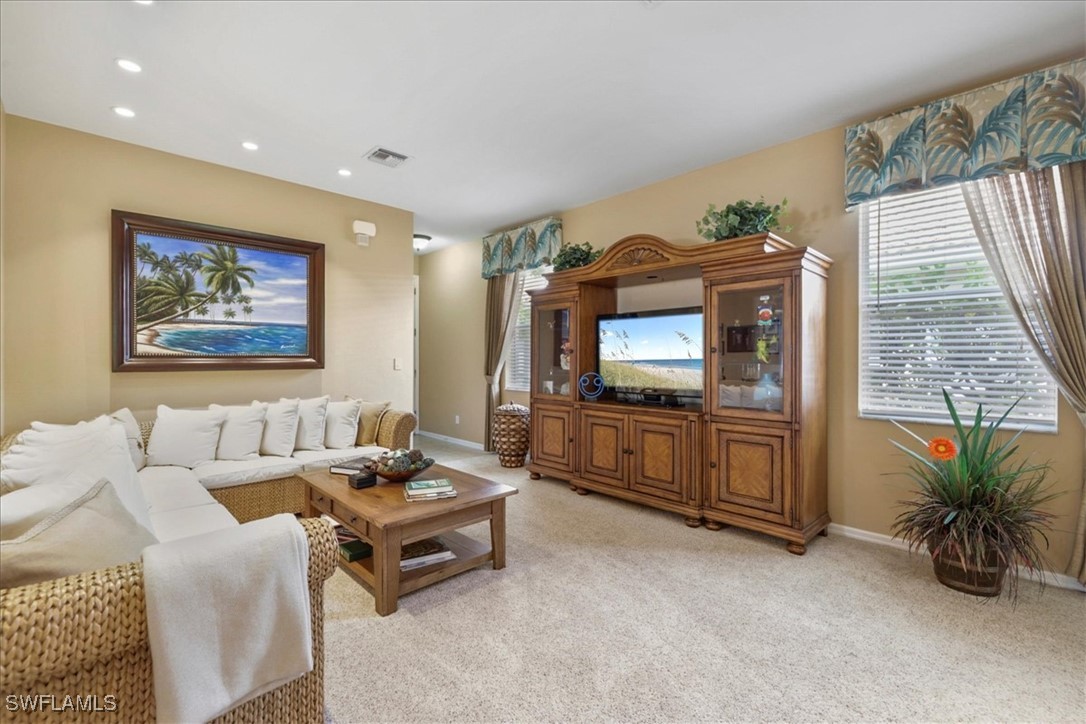 3 Bed SingleFamilyResidence for Sale in Not Applicable, FL — photo 4