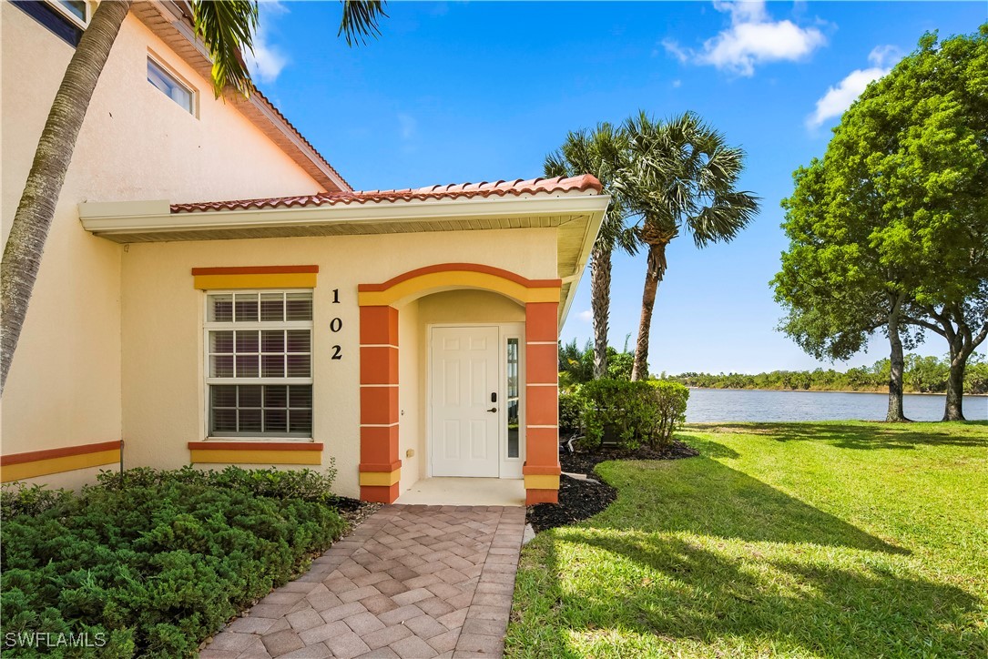 2 Bed Waterfront Home for Sale in Orchid Cove, FL, $284,900 — photo 4
