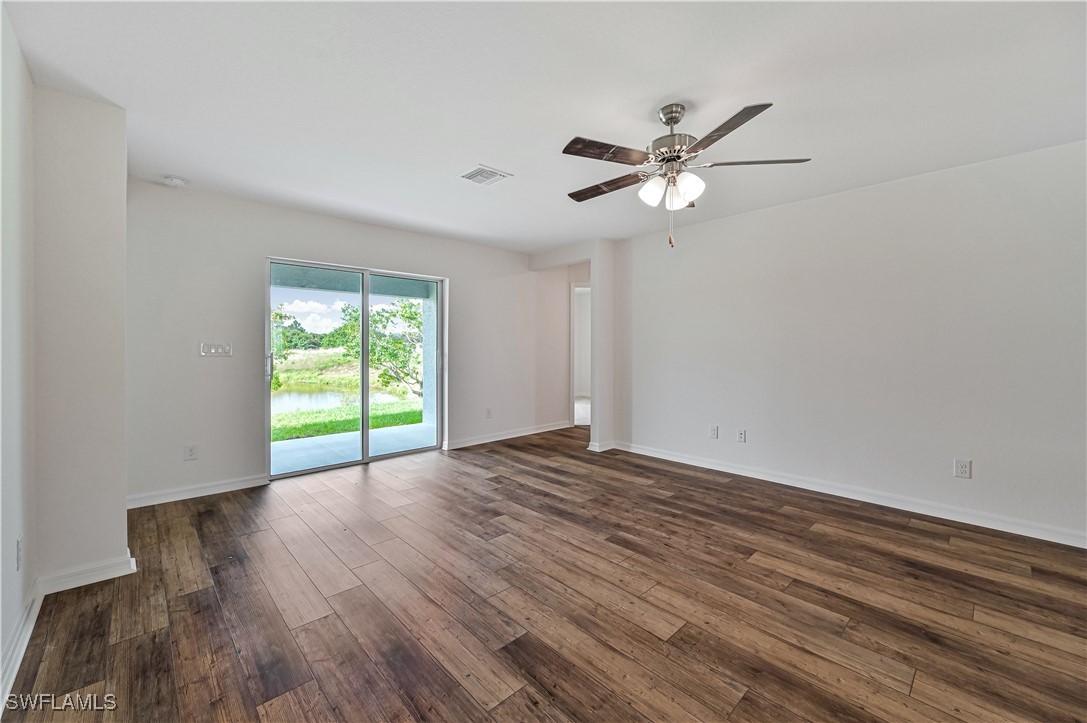 3 Bed SingleFamilyResidence for Sale in Immokalee, FL — photo 4