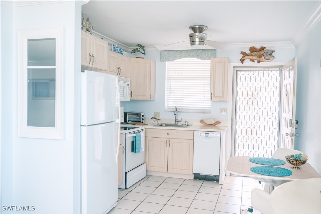 1 Bed Condominium for Sale in Bonita Springs, photo 4