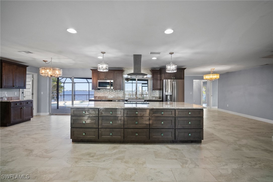 3 Bed Pool Home for Sale in Port Edison, photo 4