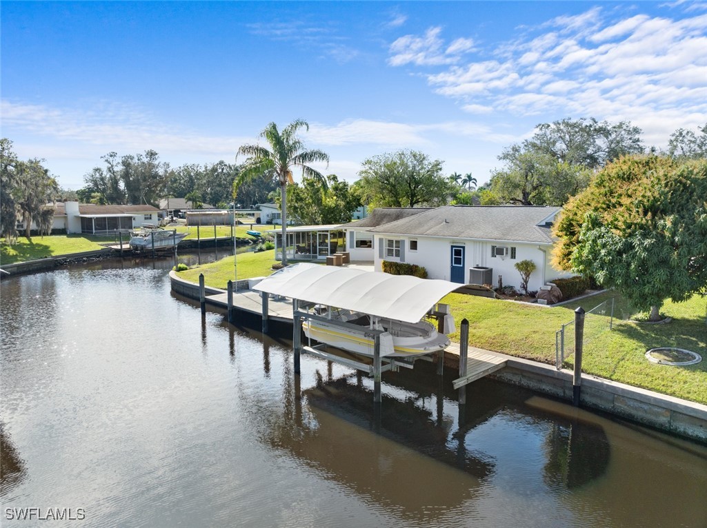 3 Bed Waterfront Home for Sale in Fort Myers, FL, $575,000 — photo 4