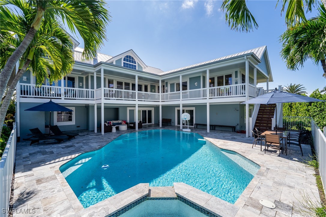 4 Bed Pool Home for Sale in Shell Harbor, photo 4