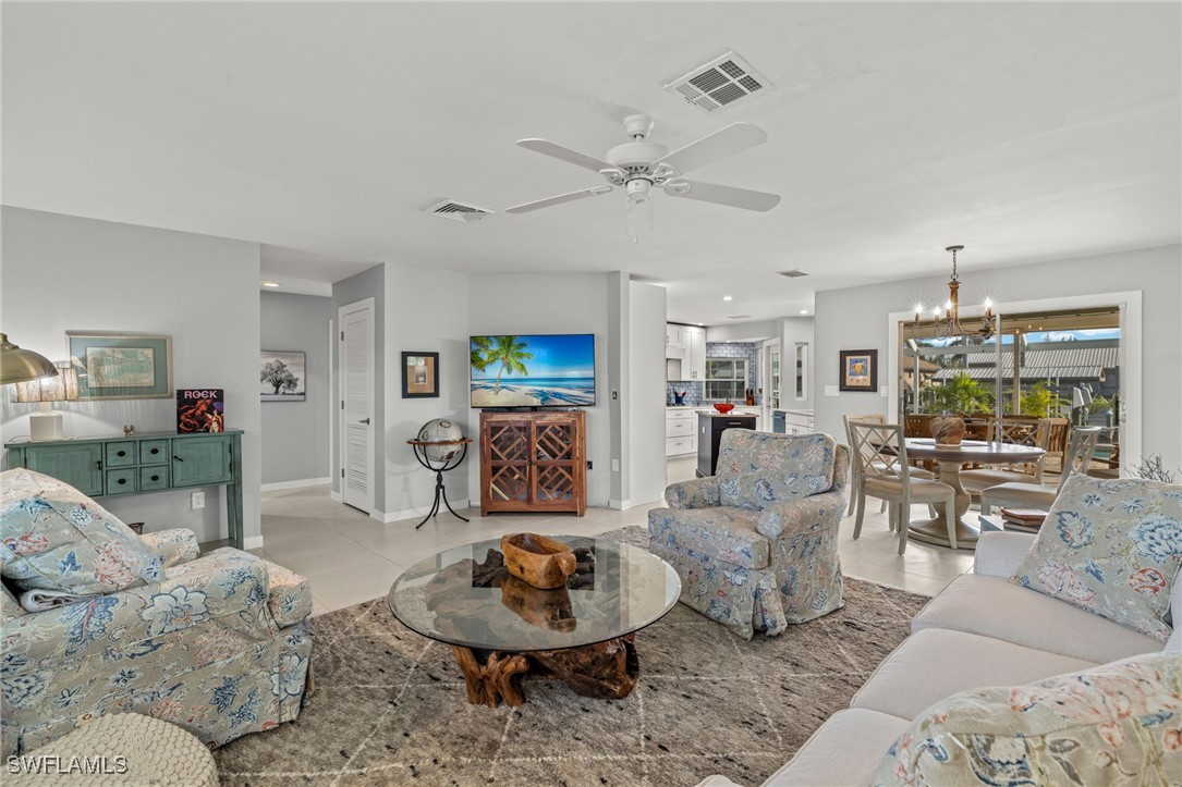 2 Bed Pool Home for Sale in St James City, photo 4