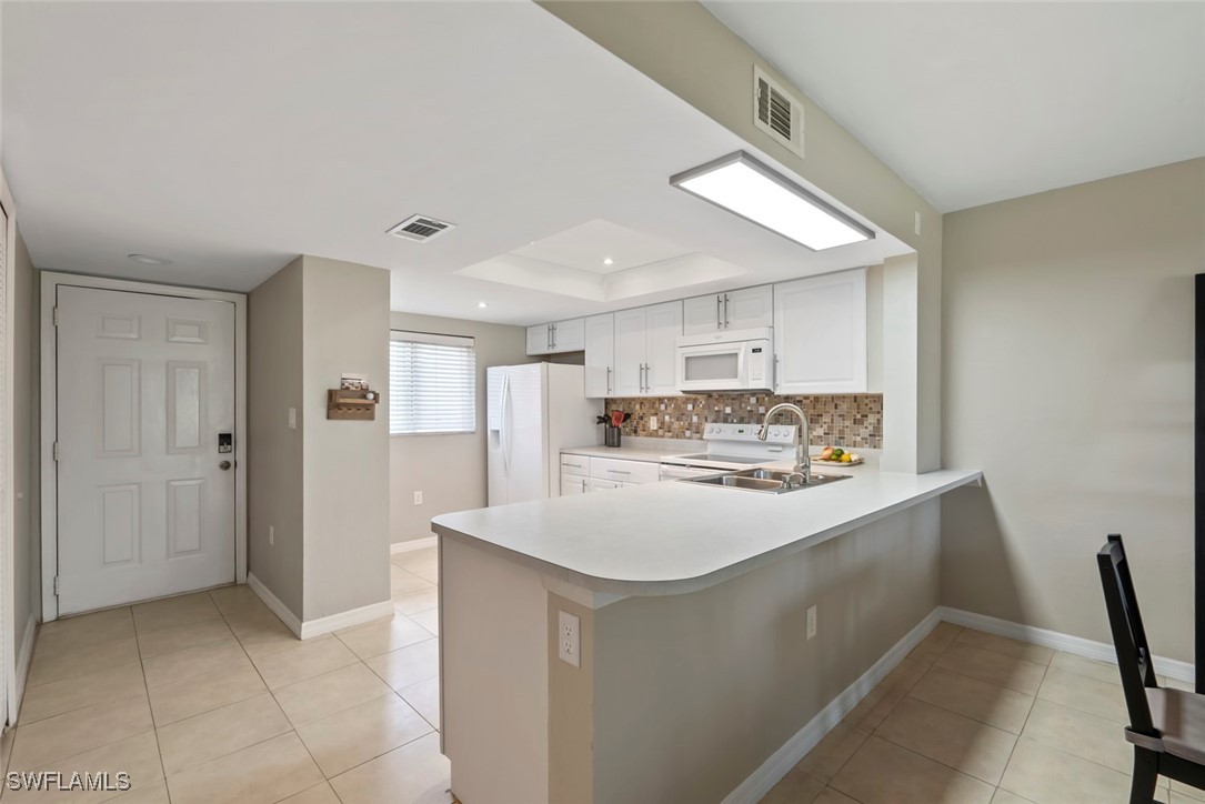2 Bed Condominium for Sale in Naples Keep, FL, $225,000 — photo 4