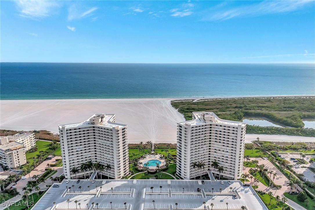 2 Bed Waterfront Home for Sale in Marco Island, photo 4