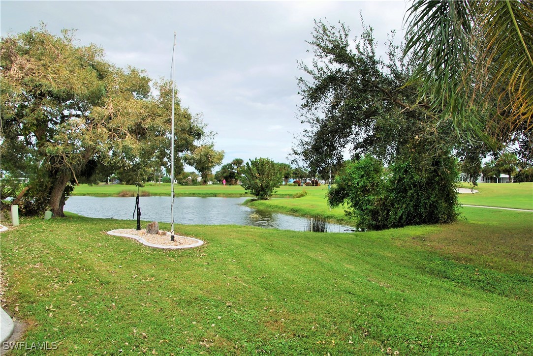 2 Bed ManufacturedHome for Sale in North Fort Myers, photo 4