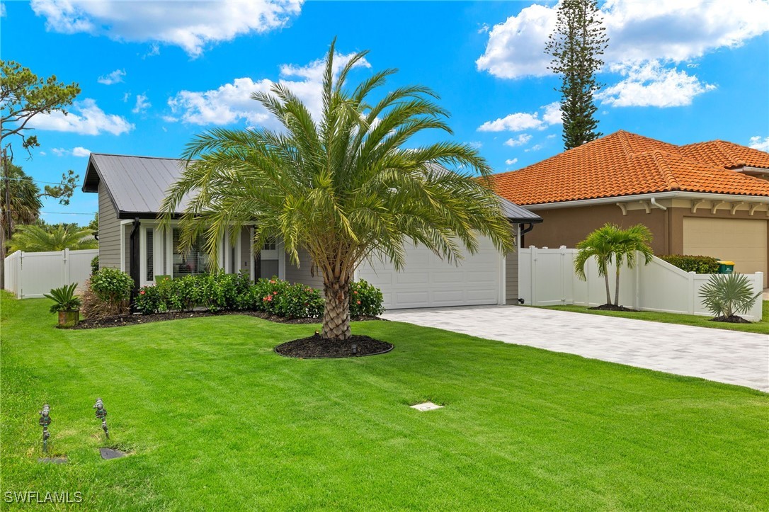 2 Bed Pool Home for Sale in Naples Park, FL, $899,000 — photo 4