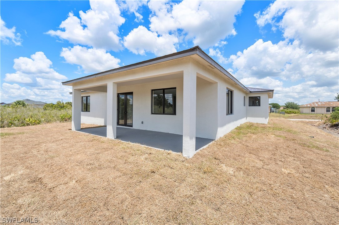 4 Bed SingleFamilyResidence for Sale in Lehigh Acres, FL — photo 4