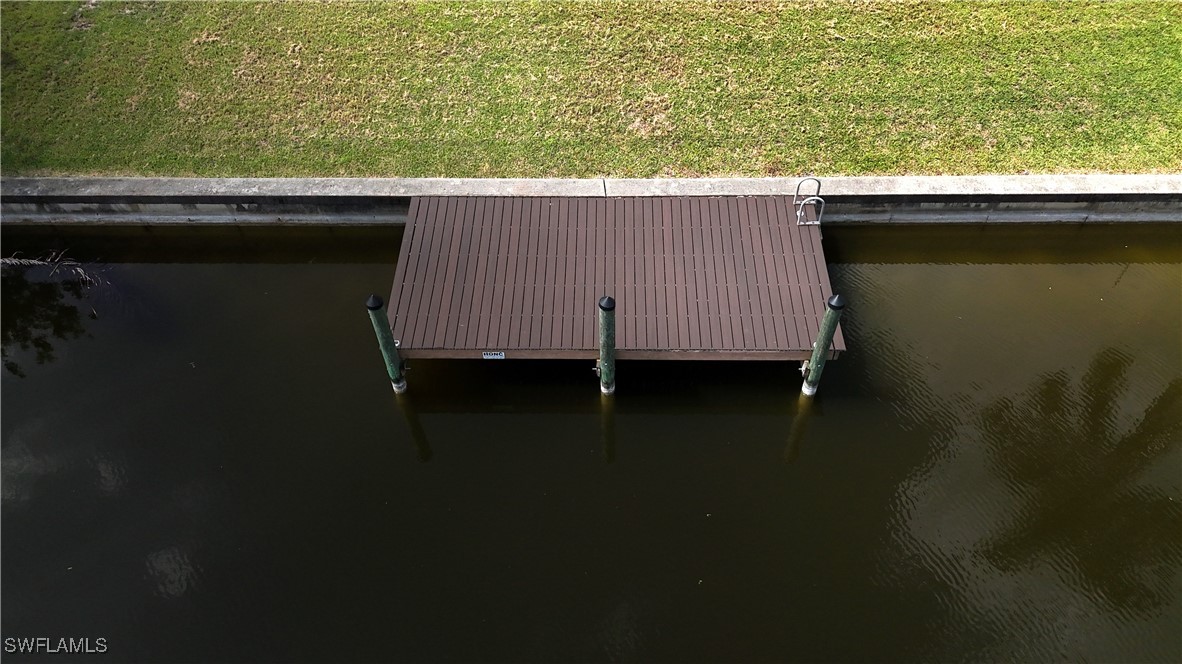 3 Bed Waterfront Home for Sale in Cape Coral, photo 4
