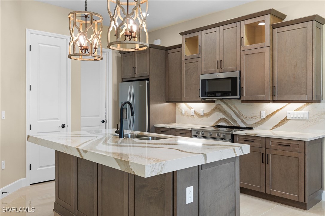 2 Bed Attached for Sale in Naples, FL, $639,000 — photo 4
