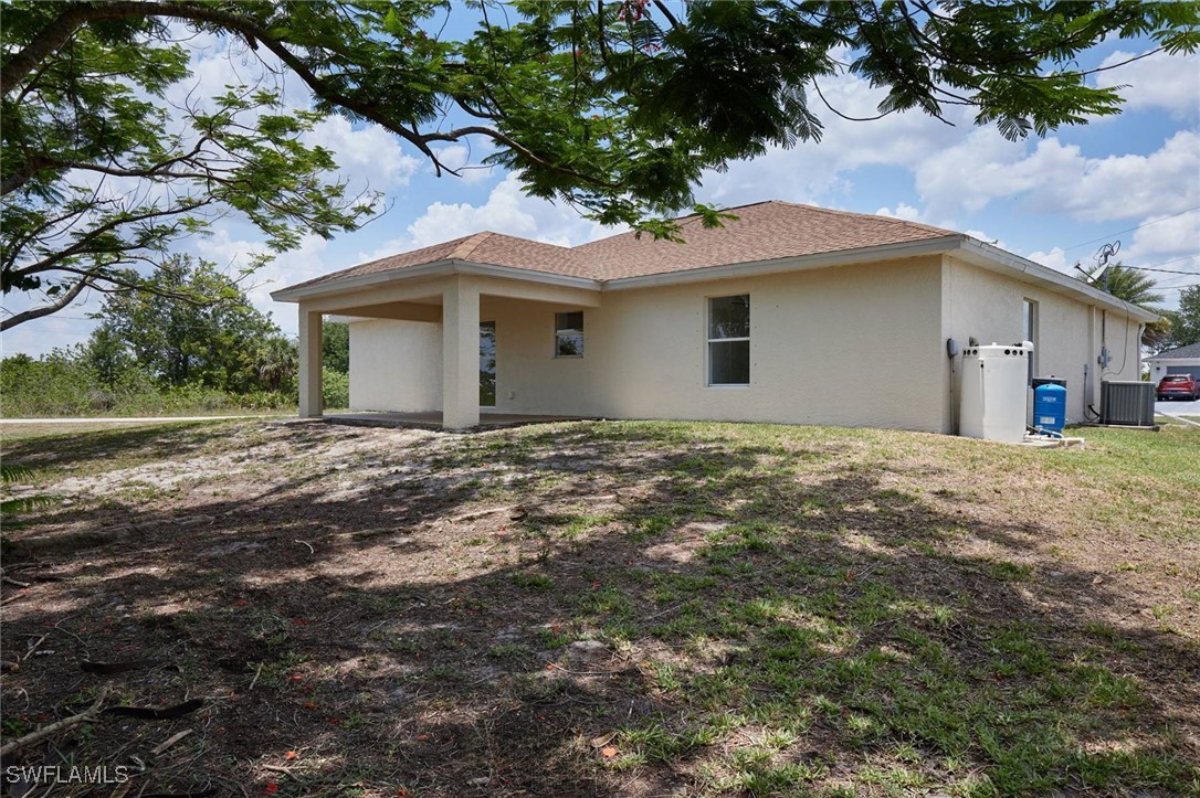 4 Bed SingleFamilyResidence for Sale in Southwood, FL — photo 4