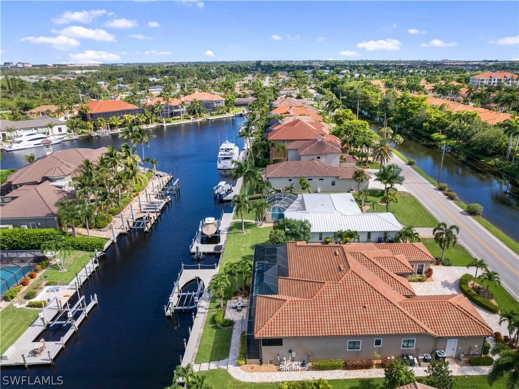 4 Bed Pool Home for Sale in Palmetto Point, photo 4