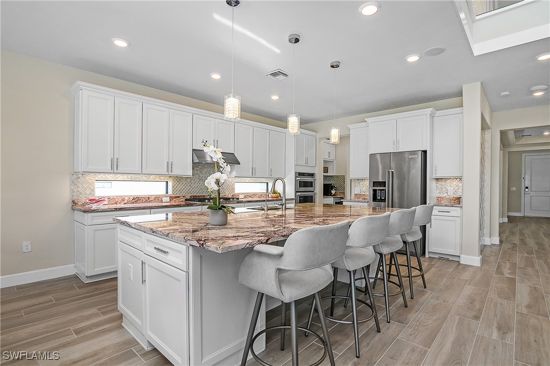 5 Bed Pool Home for Sale in Estero, photo 4