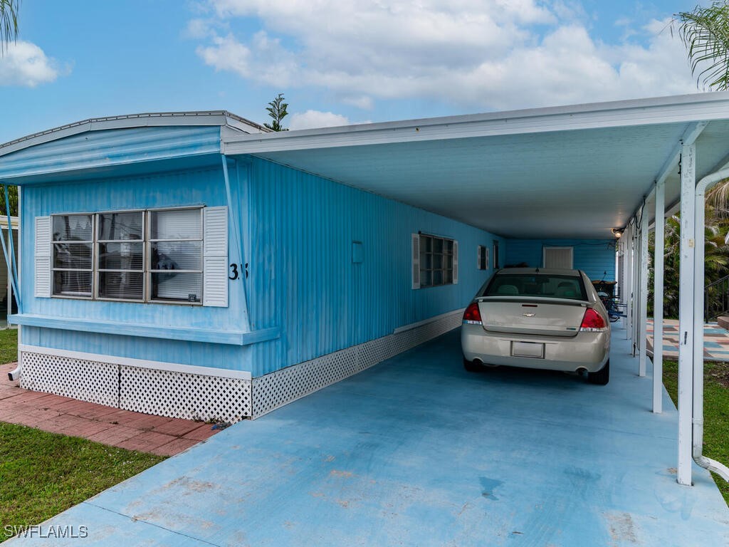 2 Bed ManufacturedHome for Sale in Naples, FL, $109,900 — photo 4
